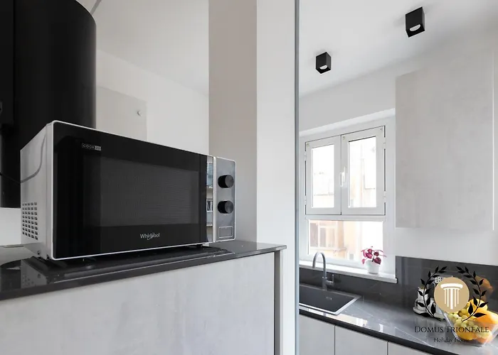 Domus Trionfale - 8 Min Walk To Vatican, 500mt To Metro A, A-c Appartement Rome