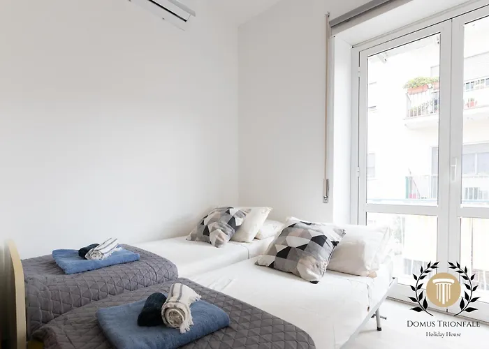Domus Trionfale - 8 Min Walk To Vatican, 500mt To Metro A, A-c *